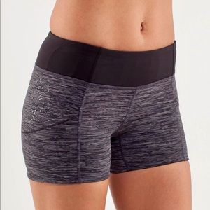 NWOT Lululemon run: shorty shorts, size 4